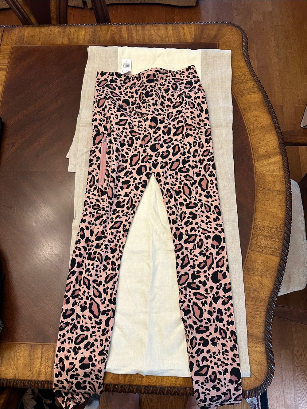 Lou & Grey Pink and Black Leopard Print Leggings with Side Zip Pocket